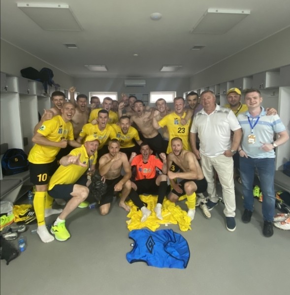 Футбол.  Червеньский "Колос" под руководством Пунтуса повторно победил "Джебраил" в Кубке регионов УЕФА
 