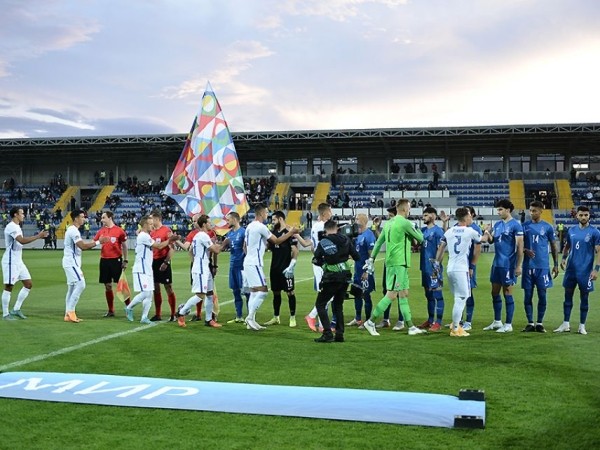 Футбол. На матч Лиги наций Азербайджан — Беларусь в Баку продано менее 1000 билетов
Футбол. На матч Лиги наций Азербайджан — Беларусь в Баку продано менее 1000 билетов