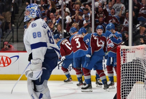 Хоккей.  "Колорадо" может закрыть серию с "Тампой" и завоевать третий Кубок Стэнли. Спасутся ли "Молнии" на выезде?
 