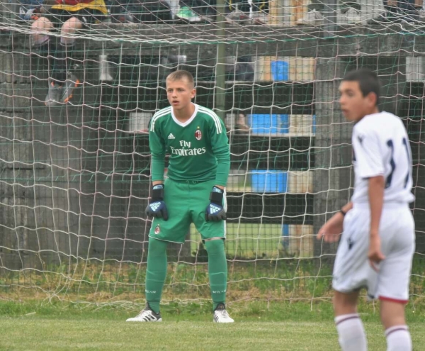 Вот как строят карьеру беларусы, которых учили футболу за рубежом: подписант за Лукашенко из школы «Ромы», вратарь академии «Милана», парень из «Герты» в Д3 Германии Вот как строят карьеру беларусы, которых учили футболу за рубежом: подписант за Лукашенко из школы «Ромы», вратарь академии «Милана», парень из «Герты» в Д3 Германии