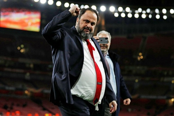 От богача-карикатуры из Кувейта до огромного грека, которого обвиняли в наркотрафике: большая история «Ноттингем Форест» От богача-карикатуры из Кувейта до огромного грека, которого обвиняли в наркотрафике: большая история «Ноттингем Форест»