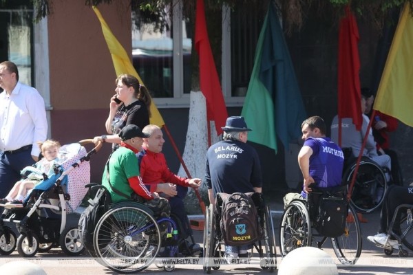 ФОТОФАКТ: Спартакиада инвалидов-колясочников проходит в Мозыре ФОТОФАКТ: Спартакиада инвалидов-колясочников проходит в Мозыре
