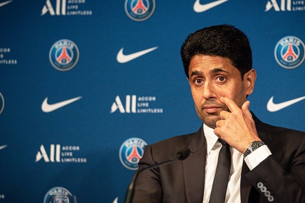 Журналист-расследователь нашел много грязи о «ПСЖ»: фальшивые автографы, влияние Гвардиолы и ненависть к Леонардо Журналист-расследователь нашел много грязи о «ПСЖ»: фальшивые автографы, влияние Гвардиолы и ненависть к Леонардо