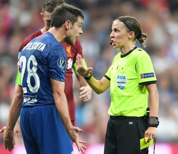 Футбол.  Сборные Беларуси и Словакии в рамках Лиги наций рассудит француженка Стефани Фраппар
 