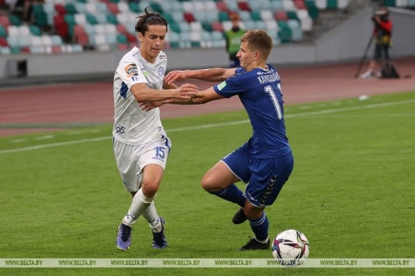 ФОТОФАКТ: Встреча между минским "Динамо" и "Слуцком" завершилась ничьей