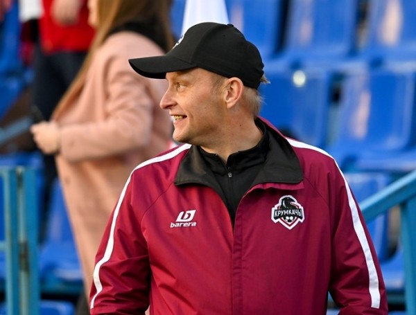 Футбол.  "Крумкачы" направят выручку за матч на реабилитацию Юрия Турейко. Он перенес два инсульта, инфаркт и кому
 