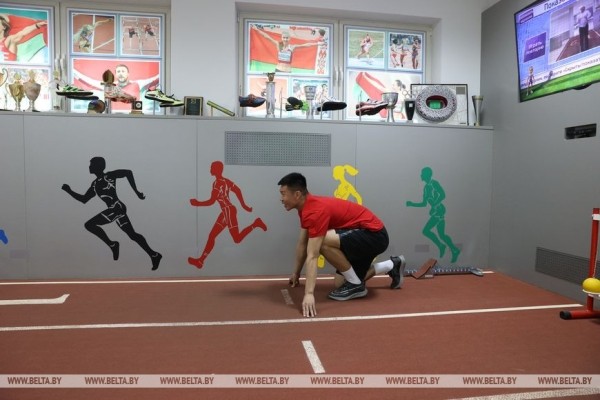 ФОТОФАКТ: Сборная КНР по гандболу посетила НОК Беларуси ФОТОФАКТ: Сборная КНР по гандболу посетила НОК Беларуси