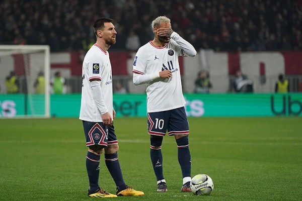 Месси объясняет плохой сезон: был не готов к переезду в холодный Париж🥶, адаптации помешал ковид, вылет из ЛЧ &ndash; удар