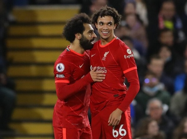 Тактические итоги сезона: упор на один фланг (спасибо «Ливерпулю» и «Барсе»), крайние защитники меняют игру, эпоха Месси и Роналду заканчивается Тактические итоги сезона: упор на один фланг (спасибо «Ливерпулю» и «Барсе»), крайние защитники меняют игру, эпоха Месси и Роналду заканчивается