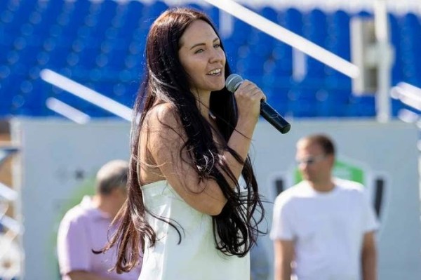 Футбол.  "Крылья Советов": на стадионе "Металлург" прошел турнир памяти легендарного полузащитника Дениса Ковбы
 