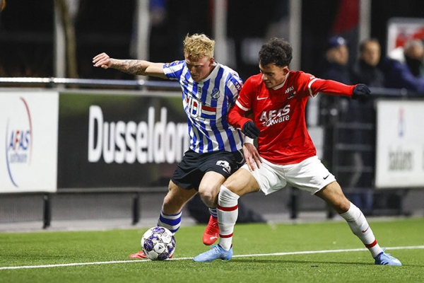 Два тайма по чистых 30 минут, желтая – временное удаление, ауты ногами – это потенциально новые правила футбола в Д2 Нидерландов