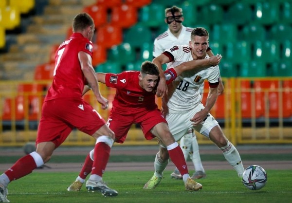 Существующий футбол – не для беларусов. Он не учитывает важнейший компонент, в котором мы всех побеждаем (срочно нужны новые правила)