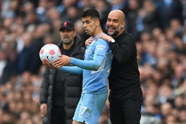 Тактические итоги сезона: упор на один фланг (спасибо «Ливерпулю» и «Барсе»), крайние защитники меняют игру, эпоха Месси и Роналду заканчивается Тактические итоги сезона: упор на один фланг (спасибо «Ливерпулю» и «Барсе»), крайние защитники меняют игру, эпоха Месси и Роналду заканчивается