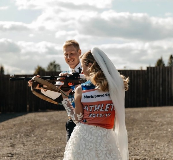 Биатлон. Экс-биатлонистка сборной Беларуси Арина Яборова вышла замуж
Биатлон. Экс-биатлонистка сборной Беларуси Арина Яборова вышла замуж