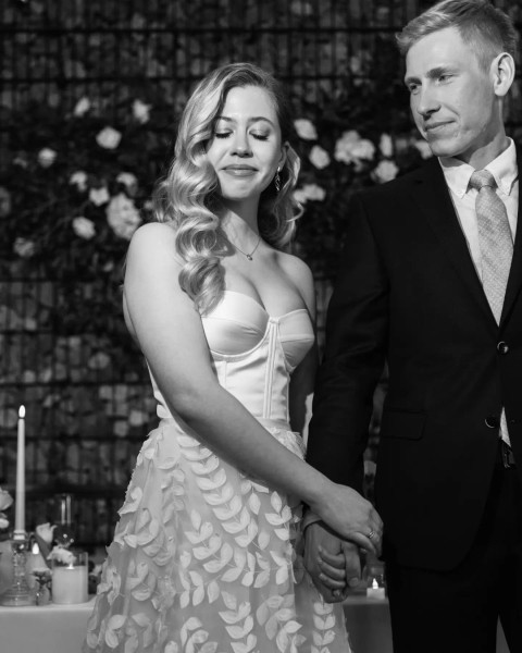 Биатлон. Экс-биатлонистка сборной Беларуси Арина Яборова вышла замуж
Биатлон. Экс-биатлонистка сборной Беларуси Арина Яборова вышла замуж