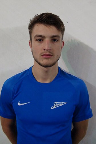 Вот как строят карьеру беларусы, которых учили футболу за рубежом: подписант за Лукашенко из школы «Ромы», вратарь академии «Милана», парень из «Герты» в Д3 Германии Вот как строят карьеру беларусы, которых учили футболу за рубежом: подписант за Лукашенко из школы «Ромы», вратарь академии «Милана», парень из «Герты» в Д3 Германии