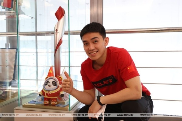 ФОТОФАКТ: Сборная КНР по гандболу посетила НОК Беларуси ФОТОФАКТ: Сборная КНР по гандболу посетила НОК Беларуси