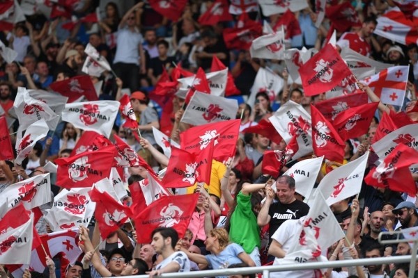 Полтора года назад сборная Беларуси жестко облажалась в матче с Грузией (упустила шанс попасть на Евро и не поддержала народ) – какая же разная судьба у этих команд!