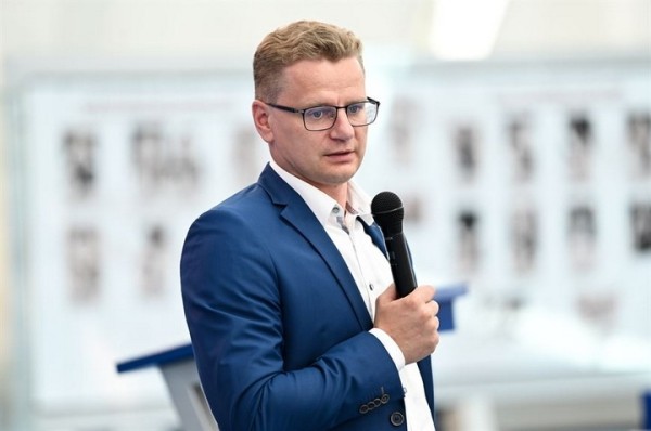 Футбол.  Павел Булацкий об непоказе матча Беларусь — Казахстан: сейчас комментарий дать не можем, звоните в понедельник
 