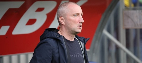 Футбол. Александр Михайлов: переводить все стрелки на "сборников" неправильно. Мы все вместе проиграли этот матч "Ислочи"
Футбол. Александр Михайлов: переводить все стрелки на "сборников" неправильно. Мы все вместе проиграли этот матч "Ислочи"