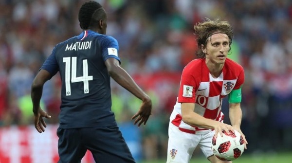 Чемпионы мира футболисты Франции проиграли вице-чемпионам хорватам в Лиге наций