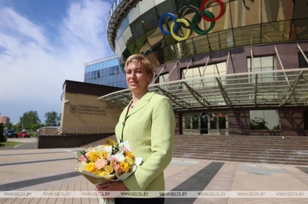 Президент НОК Беларуси поздравил Екатерину Карстен с юбилеем
