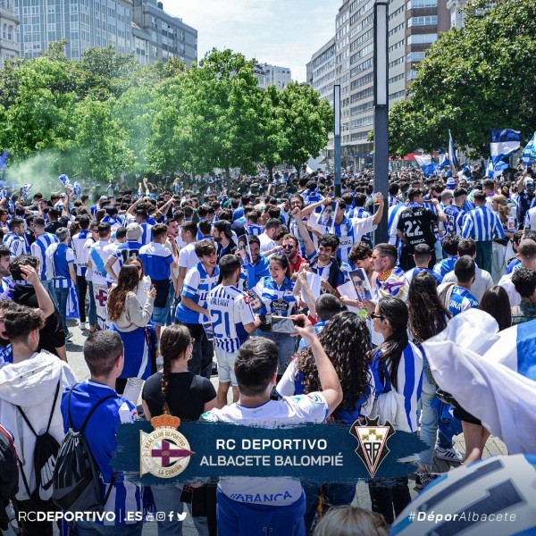 На решающий матч сезона полуфиналиста ЛЧ-2003/04 пришло больше 30 тысяч человек. И это на игру третьего (!!) дивизиона