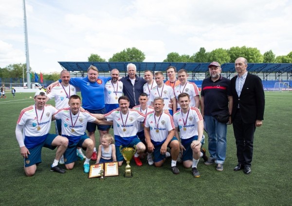 Россия провела свой турнир на стадионе «Минска»: команда Глеба, Рутенко и Баскова не вошла даже в топ-3, Базанов наблюдал, как Ковальчук брал серебро Россия провела свой турнир на стадионе «Минска»: команда Глеба, Рутенко и Баскова не вошла даже в топ-3, Базанов наблюдал, как Ковальчук брал серебро