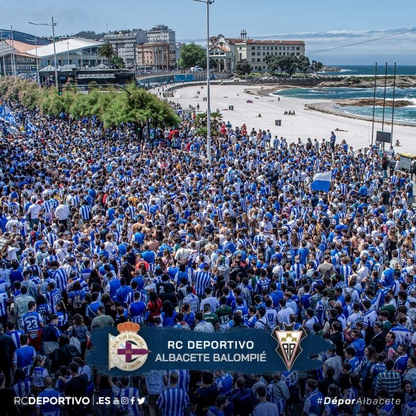 На решающий матч сезона полуфиналиста ЛЧ-2003/04 пришло больше 30 тысяч человек. И это на игру третьего (!!) дивизиона