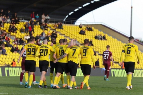 Ташуев успокоил обстановку в &laquo;Шахтере&raquo;, но не сказать, что по игре случился рывок. К тому же в клубе большие долги (и очень много надежд на еврокубки)