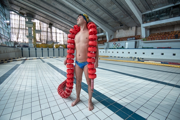 Магутныя фота са спартыўных аб&rsquo;ектаў па ўсёй Украіне, знішчаных Расіяй. Дух украінцаў не зламаць