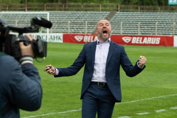 Игроки недовольны Кондратьевым, но в Доме футбола пока не намерены ничего делать (особенно брать вину на себя) – разве что дадут пинка свыше