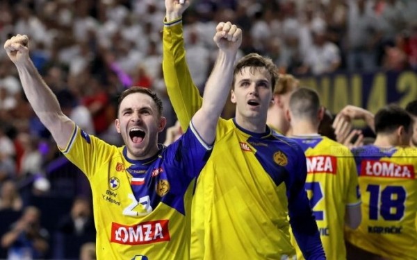 Гандбол.  Лига чемпионов. 19 июня "Виве" Королька и Кулеша встретится в финале с "Барселоной"
  