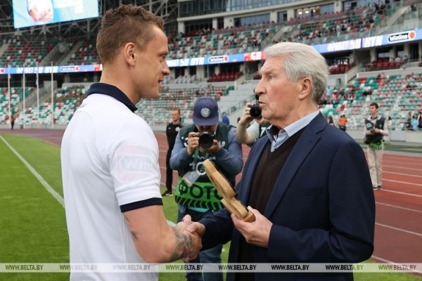 ФОТОФАКТ: Встреча между минским "Динамо" и "Слуцком" завершилась ничьей