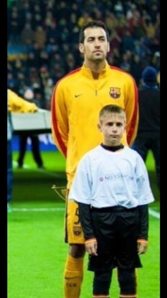 Когда-то продавал овощи, сейчас – теневой решала в БАТЭ: фанатом звался «Помидор», имел доверие и у Капского-отца, Михайлову помог не раз (убрать Умарова тоже)