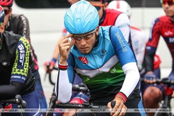 ФОТОФАКТ: Шоссейная велогонка "Тур Беларуси" стартовала из Бреста