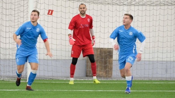 Чемпионат Беларуси по футболу хиреет просто на глазах – игроки уходят из него, едва успев себя проявить, а замена им совсем не впечатляет