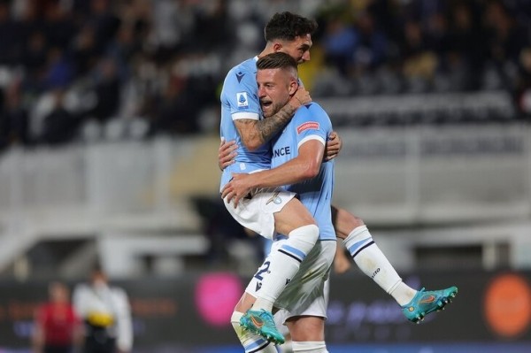 Сарри радикально меняет стиль «Лацио». Впервые после «Наполи» ему дали на это время