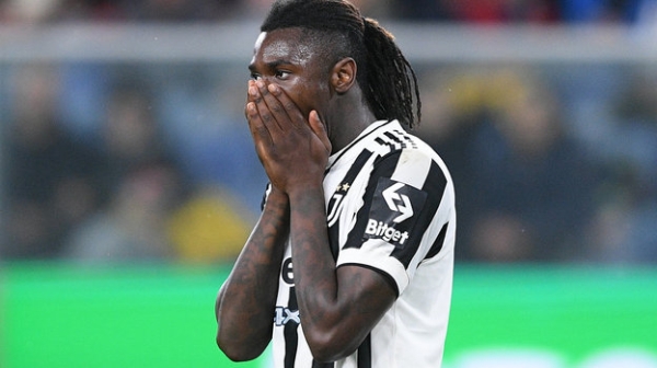 Футбол.  Товарищеский матч. "Барселона" и "Ювентус" победителя не выявили
  