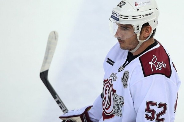 Минское «Динамо» дает шанс бывшей звезде российского хоккея в возрасте: сбегал в НХЛ, сгубил карьеру алкоголем (закатывал эпичные скандалы), исцелился в монастыре