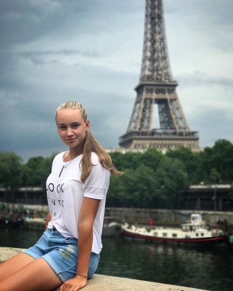 Победив на «Уимблдоне», Рыбакина просто выдохнула. О ее невозмутимости уже делают мемы