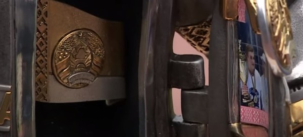 Даритель статуи хоккеиста Лукашенко получил массовые протесты из-за правок Конституции – начали жестко давить (18 погибших), но все же пошли на уступки