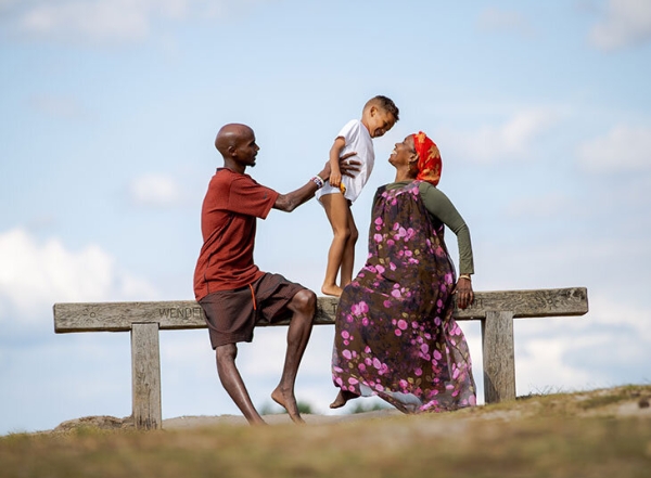 «Я учу детей никогда не обманывать, а сам всю жизнь обманывал». Легенда бега Мо Фара признался, что был нелегалом и носит чужое имя «Я учу детей никогда не обманывать, а сам всю жизнь обманывал». Легенда бега Мо Фара признался, что был нелегалом и носит чужое имя