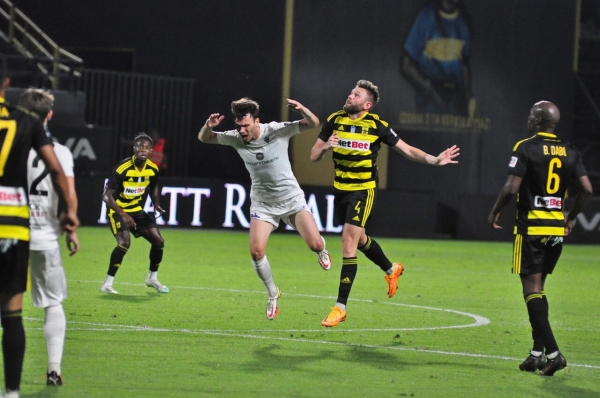 Беларусский тренер объясняет провал нашего футбола в еврокубках: БАТЭ посыпалось при смене плана, у «Шахтера» не поймешь основу, ЧБ фигачат лимиты Беларусский тренер объясняет провал нашего футбола в еврокубках: БАТЭ посыпалось при смене плана, у «Шахтера» не поймешь основу, ЧБ фигачат лимиты