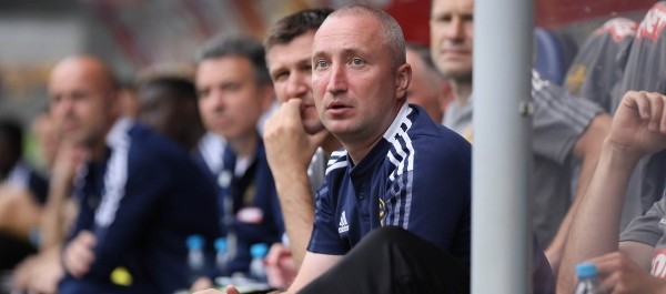 Футболисты БАТЭ недовольны Михайловым (новая ссора – с Драгуном). Тренер – протеже влияющего на Капского отца игрока клуба, кем можно заменить – проблема Футболисты БАТЭ недовольны Михайловым (новая ссора – с Драгуном). Тренер – протеже влияющего на Капского отца игрока клуба, кем можно заменить – проблема