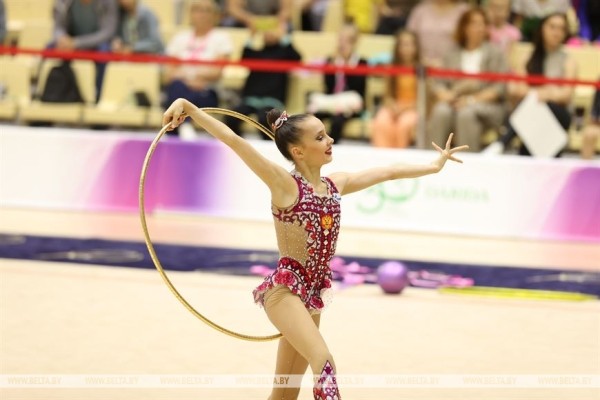 ФОТОФАКТ: В Минске проходит международный турнир по художественной гимнастике "Хрустальная роза"