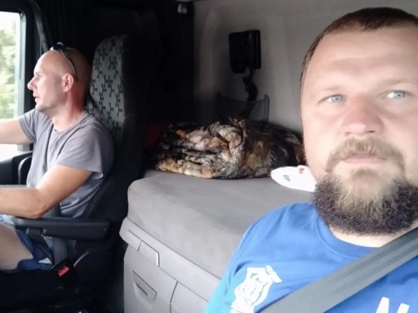 Женская команда «Днепра» занялась автостопом, чтобы добраться на матч в Брест – к стартовому свистку все-таки успели и даже крупно победили