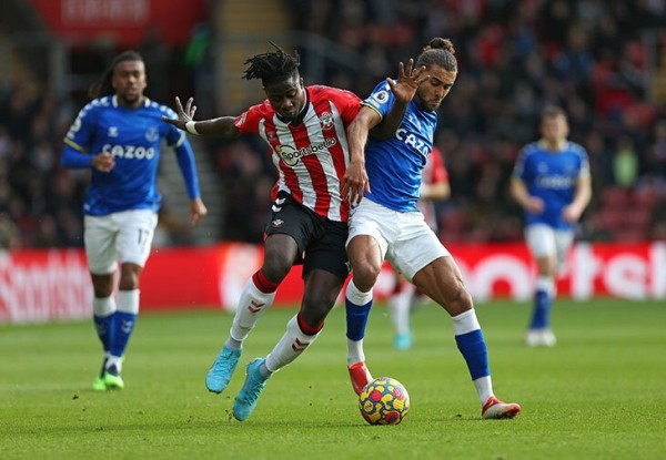 Гана проводит трансферную кампанию: забрала Уильямса из «Атлетика» и уговорила двух талантов из АПЛ Гана проводит трансферную кампанию: забрала Уильямса из «Атлетика» и уговорила двух талантов из АПЛ