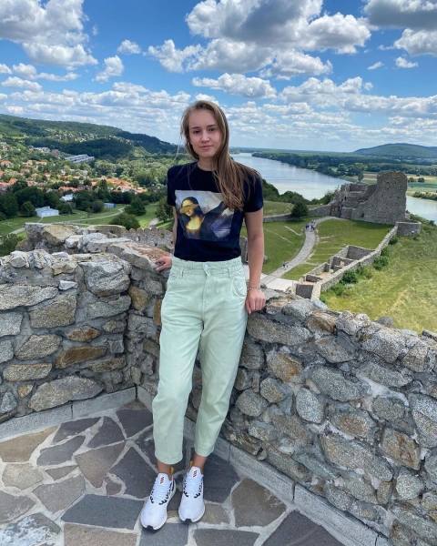 Победив на «Уимблдоне», Рыбакина просто выдохнула. О ее невозмутимости уже делают мемы