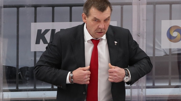 Хоккей. Олег Знарок возглавил "Ак Барс"
Хоккей. Олег Знарок возглавил "Ак Барс"